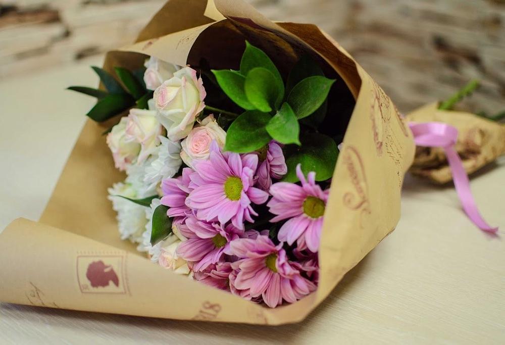 Букет цветов из: Розы и Хризантемы в Кадникове