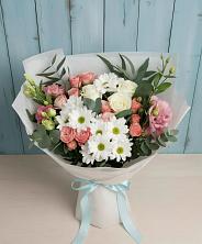 Букет цветов из:  Розы, Лизиантусы и Хризантемы в Кадникове