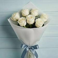 Букет 7 Белых роз Эдлесс Лав в Кадникове