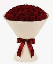 Букет 101 Бордовая роза Блэк Бакарра в Кадникове