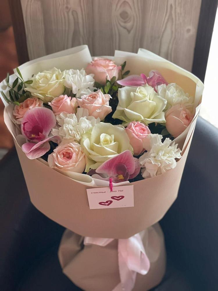 Букет цветов из: Орхидеи, Розы и Гвоздики в Кадникове