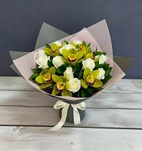 Букет цветов из:  Орхидеи и Розы в Кадникове