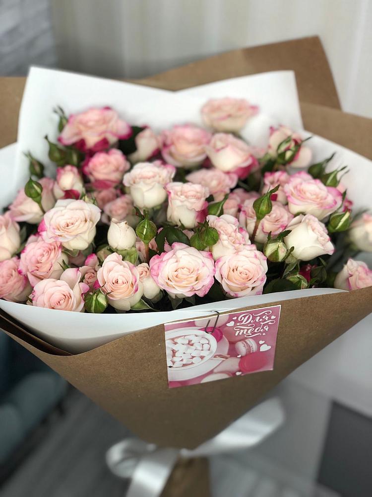 Букет цветов из: Розы в Кадникове