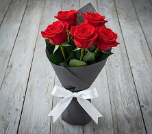 Букет 5 Красных роз Эдлесс Лав #REPLACE_PRED# Кадникове