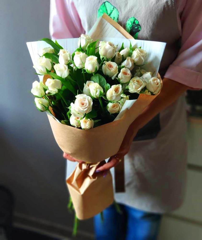 Букет цветов из: Розы в Кадникове