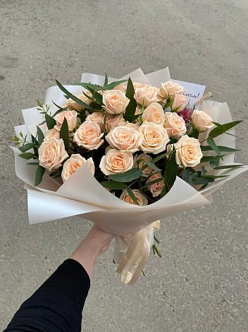 Букет Кремовые розы Латте в Кадникове