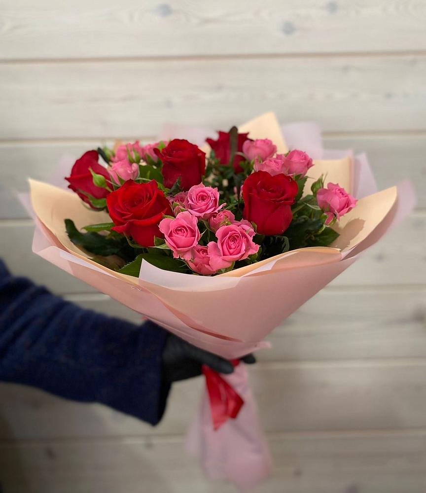 Букет цветов из: Розы в Кадникове